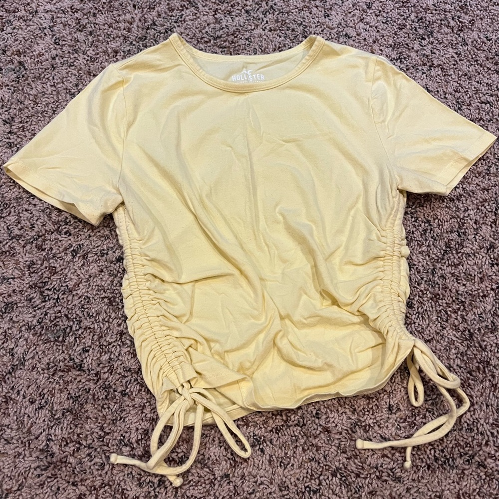 Hollister Tee
